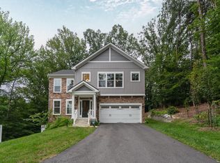 6210 Hunters Hollow Rd, Elkridge, MD 21075
