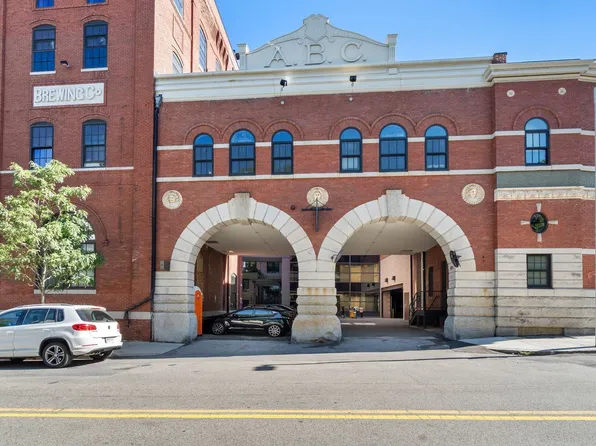 251 Heath St APT 109, Jamaica Plain, MA 02130