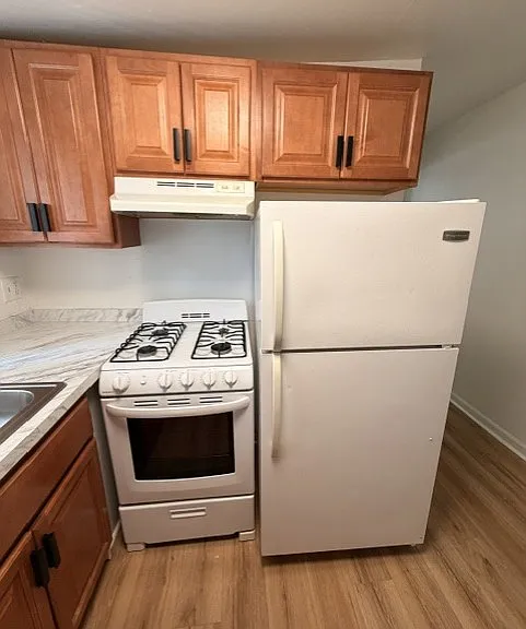 711 N Locust St #2 — Photo 7