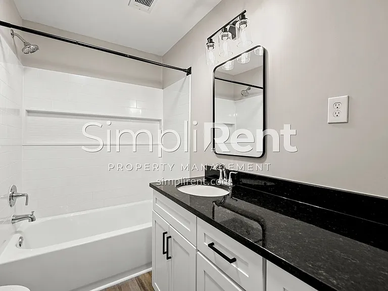 Park Street 2997 RNT — Photo 12