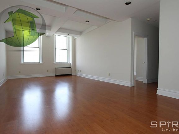 2nd image of 4502 Ditmars Blvd #315