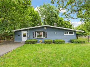 6 Ivy Rd, Avon, MA 02322