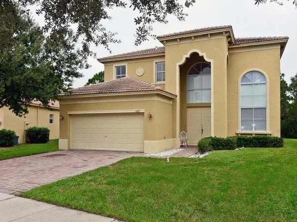 5671 Sunberry Cir, Fort Pierce, FL 34951