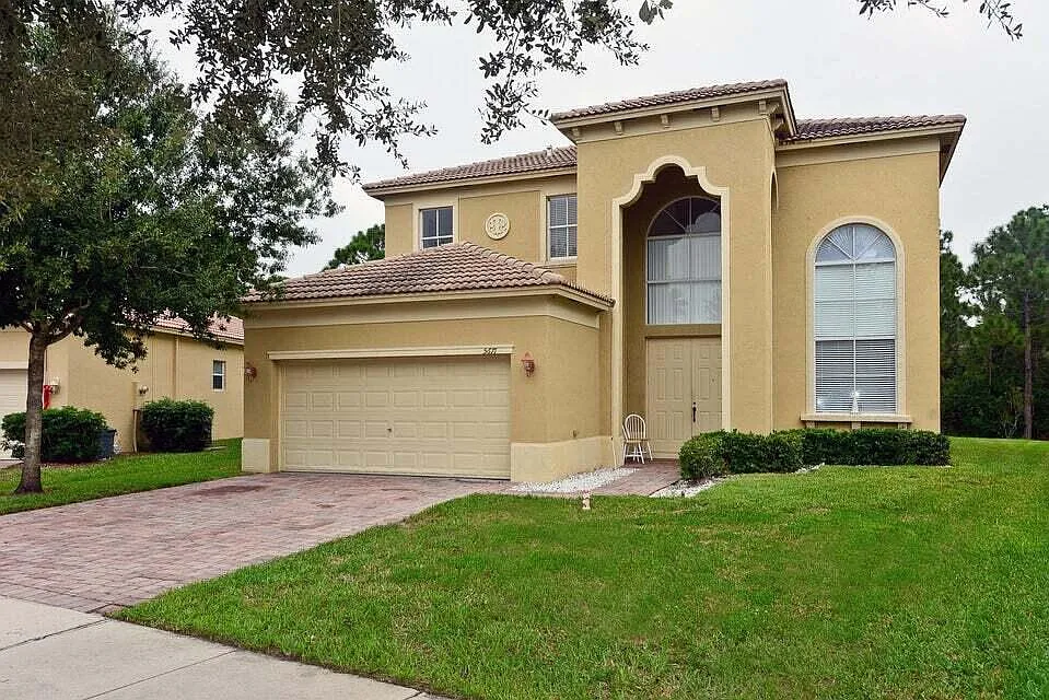 Building Photo - 5671 Sunberry Cir