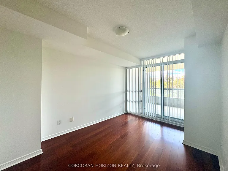 503 Beecroft Rd #216 — Photo 11
