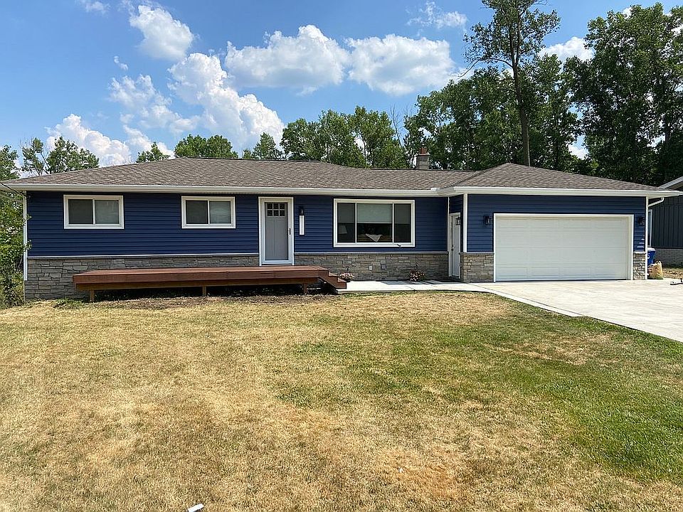 5015 Coshocton Dr, Waterford, MI 48327 Zillow