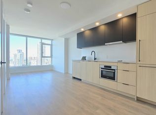 13738 102nd Ave #2712, Surrey, BC V3T1M8
