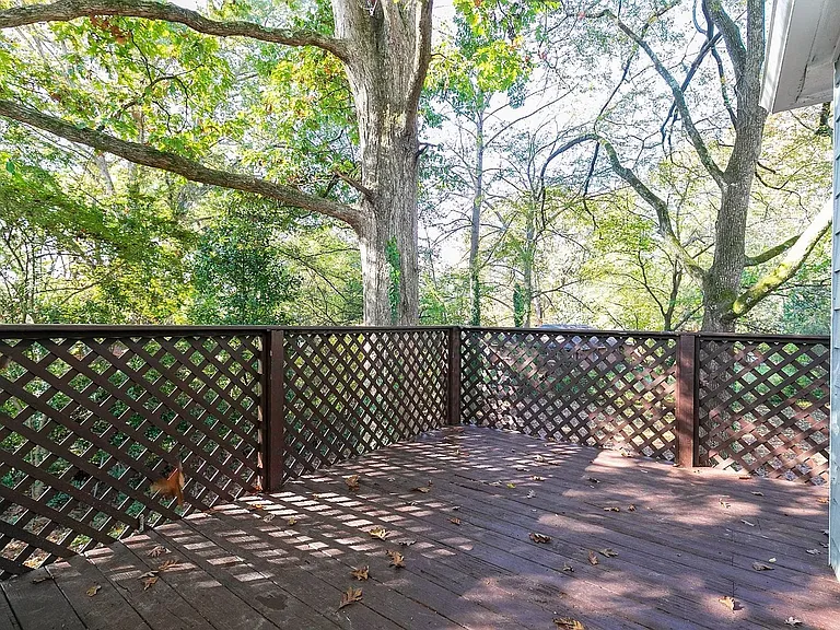 2085 Browns Mill Rd SE — Photo 13