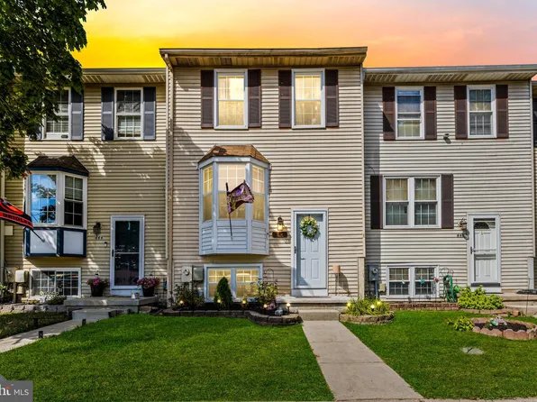 446 Machias Pl, Middle River, MD 21220