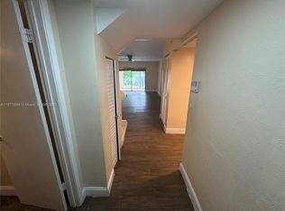 6521 Racquet Club Dr, Fort Lauderdale, FL 33319
