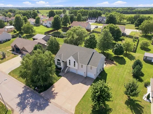7286 SW Crystal Ln, Trimble, MO 64492