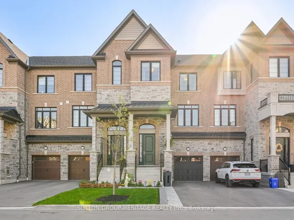 105 Dorian Dr, Whitby, ON L1P 0C8