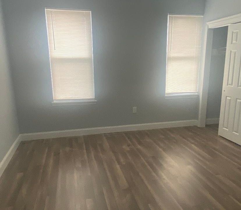 1st image of 1227 W Hilton St #2B