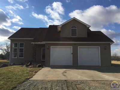 4241 NW Menoken Rd, Topeka, KS, 66618