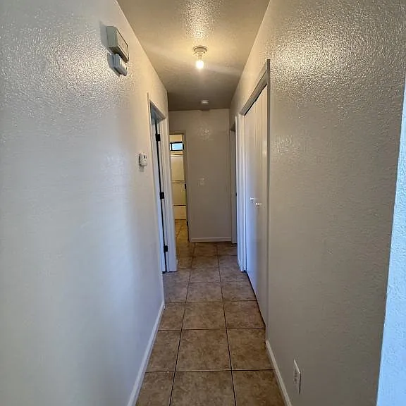 537 Center St — Photo 12
