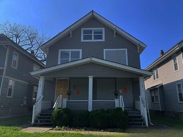 1st image of 407 13th Ave #405