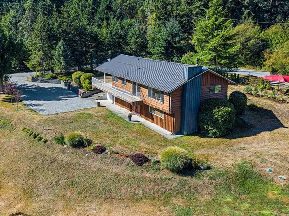 330 Saltspring Way, Saltspring Island, BC V8K 2G7