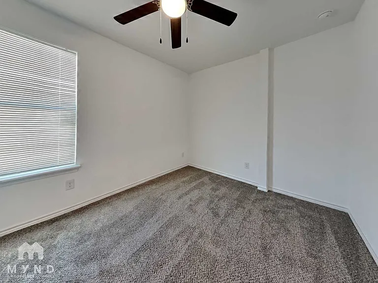 3034 W Salinas St #102 — Photo 9