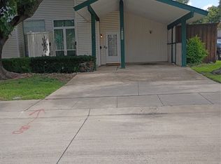 2665 Via Los Altos, Carrollton, TX 75006