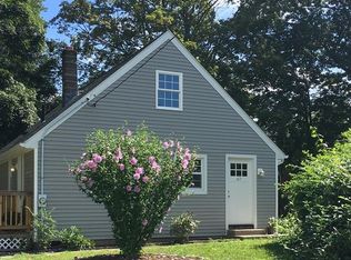 67 Canterbury Rd, Springfield, MA 01118