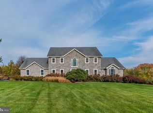 757 Burnt House Rd, Carlisle, PA 17015