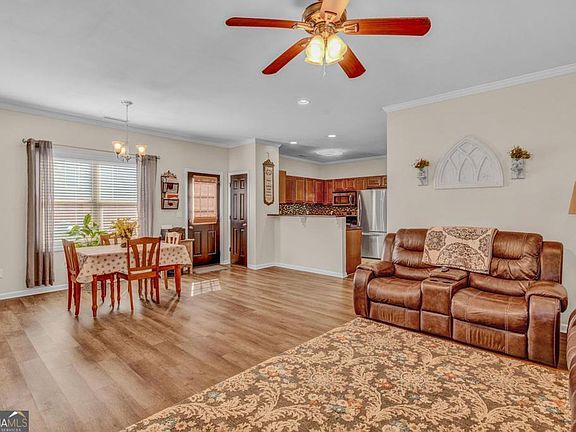 3rd image of 149 Wrightsburg Way