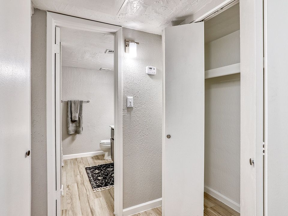 1st image of 5225-5227 E Thomas Rd #227