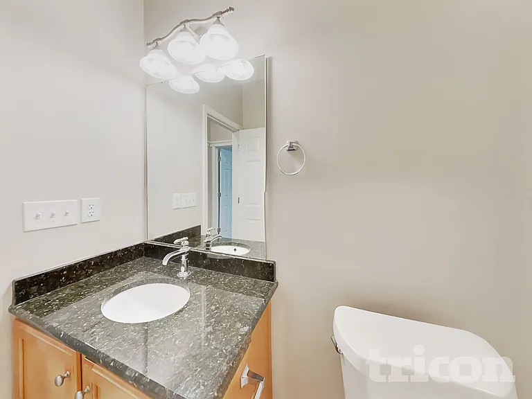 15609 Carrington Ridge Dr — Photo 20