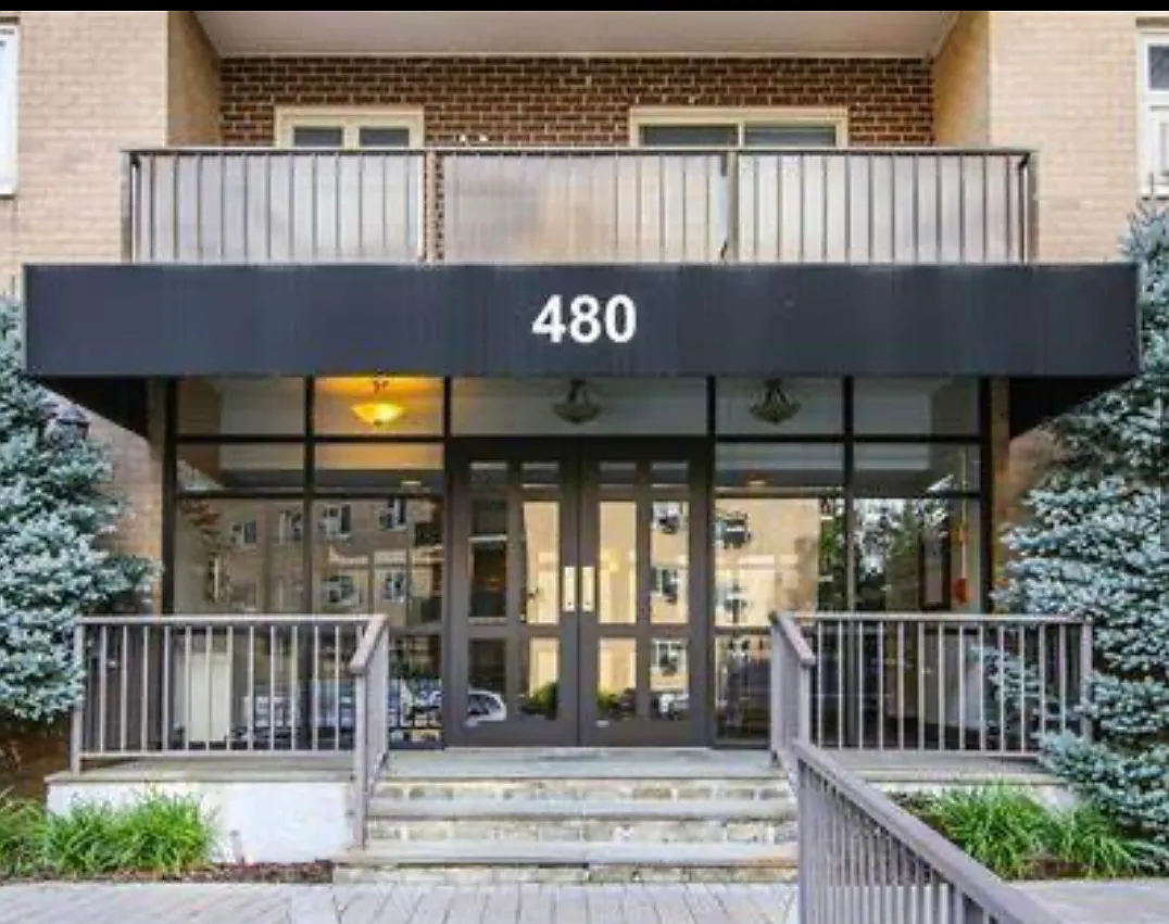 1 bed, 710 sqft, $2,800 — Photo 2
