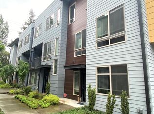 16378 NE 12th Ct #B4, Bellevue, WA