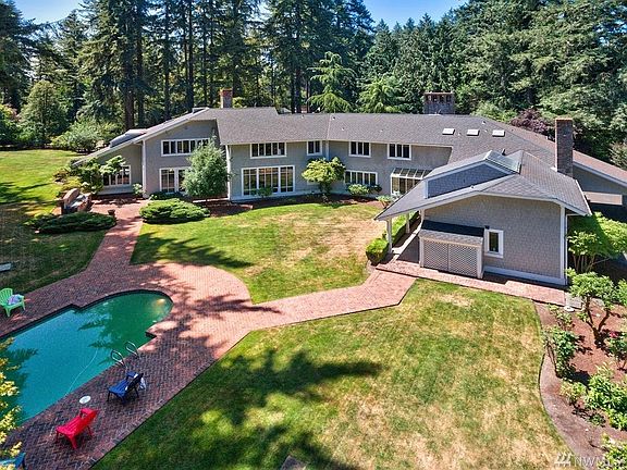 4th image of 11512 Gravelly Lake Dr SW