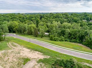1512 River Bluff Ct, Jefferson City, MO 65109