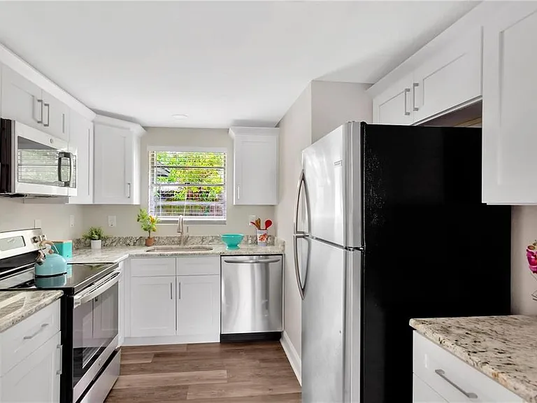 4105 W Mango Ave — Photo 4