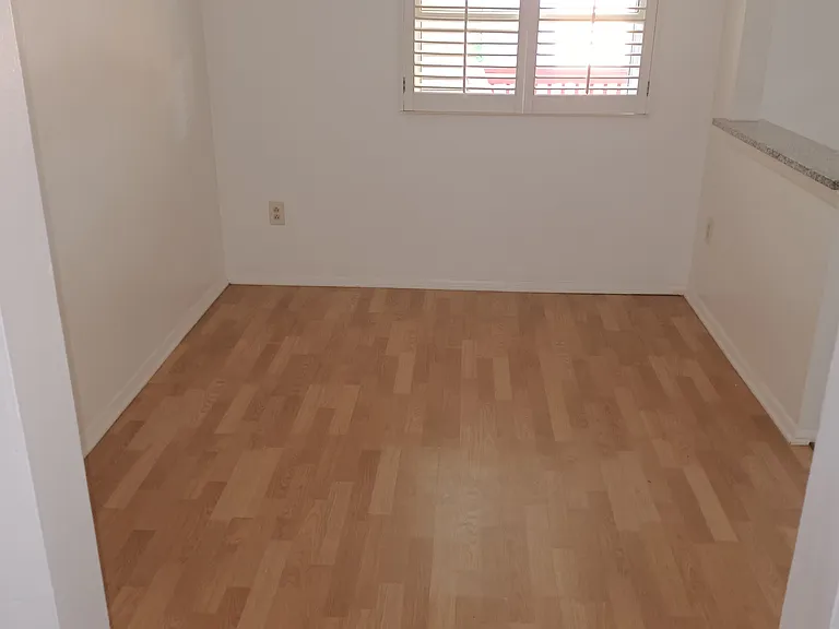 8805 Long Beach Cir — Photo 1