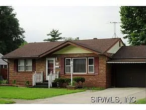 2328 Clark Ave photo 1