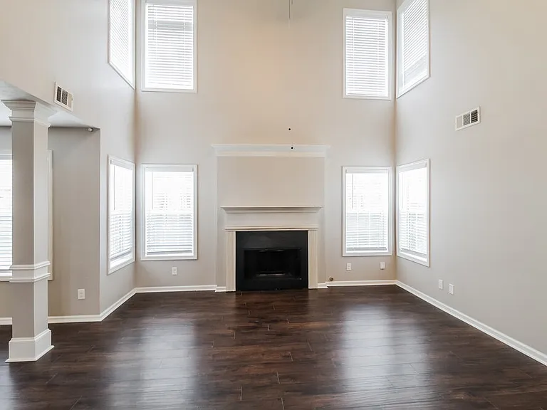 315 Paper Mill Dr — Photo 5