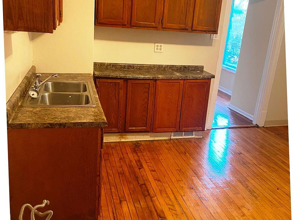 2nd image of 10644 S Wabash Ave Floor 2