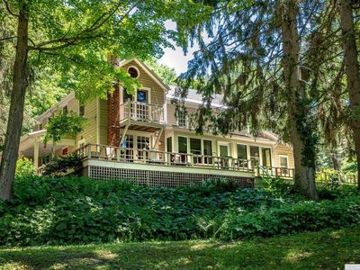 96 Mirror Lake Rd, Hannacroix, NY, 12087