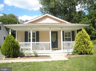 466 Park Ave, Westville, NJ 08093
