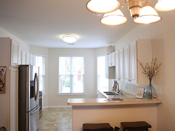 4th image of 4717 Martinique Ct