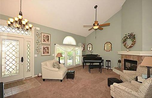 4th image of 14704 Killarney Ln
