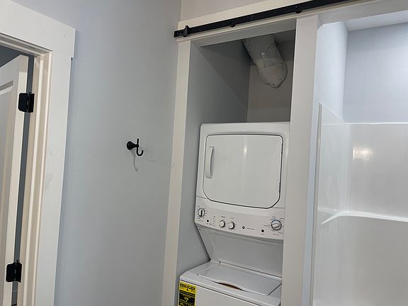 5th image of 5224 Lance Dr NW