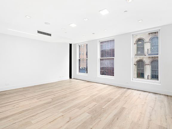 4th image of 35 Walker St #3