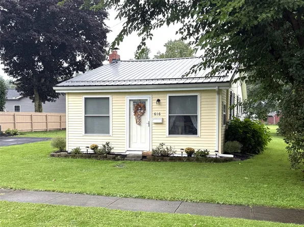616 Frick Ave, Girard, PA 16417