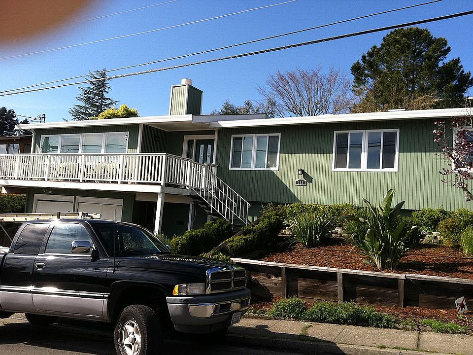 1st image of 143 Oak Springs Dr