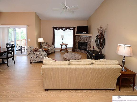 4th image of 14277 Redick Ave