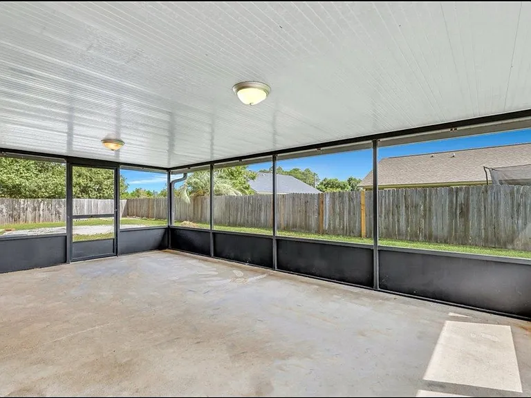 772 Melissa Dr — Photo 23