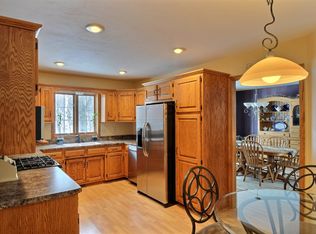 2745 Baylite Dr, Green Bay, WI 54313