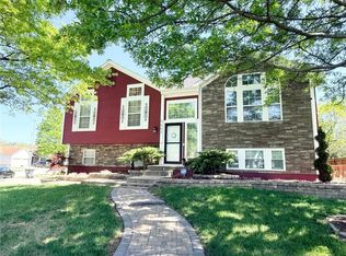 5007 S Powell Ave, Blue Springs, MO 64015