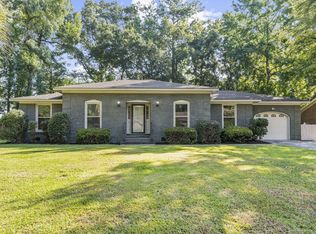 203 Stratford Dr, Summerville, SC 29485